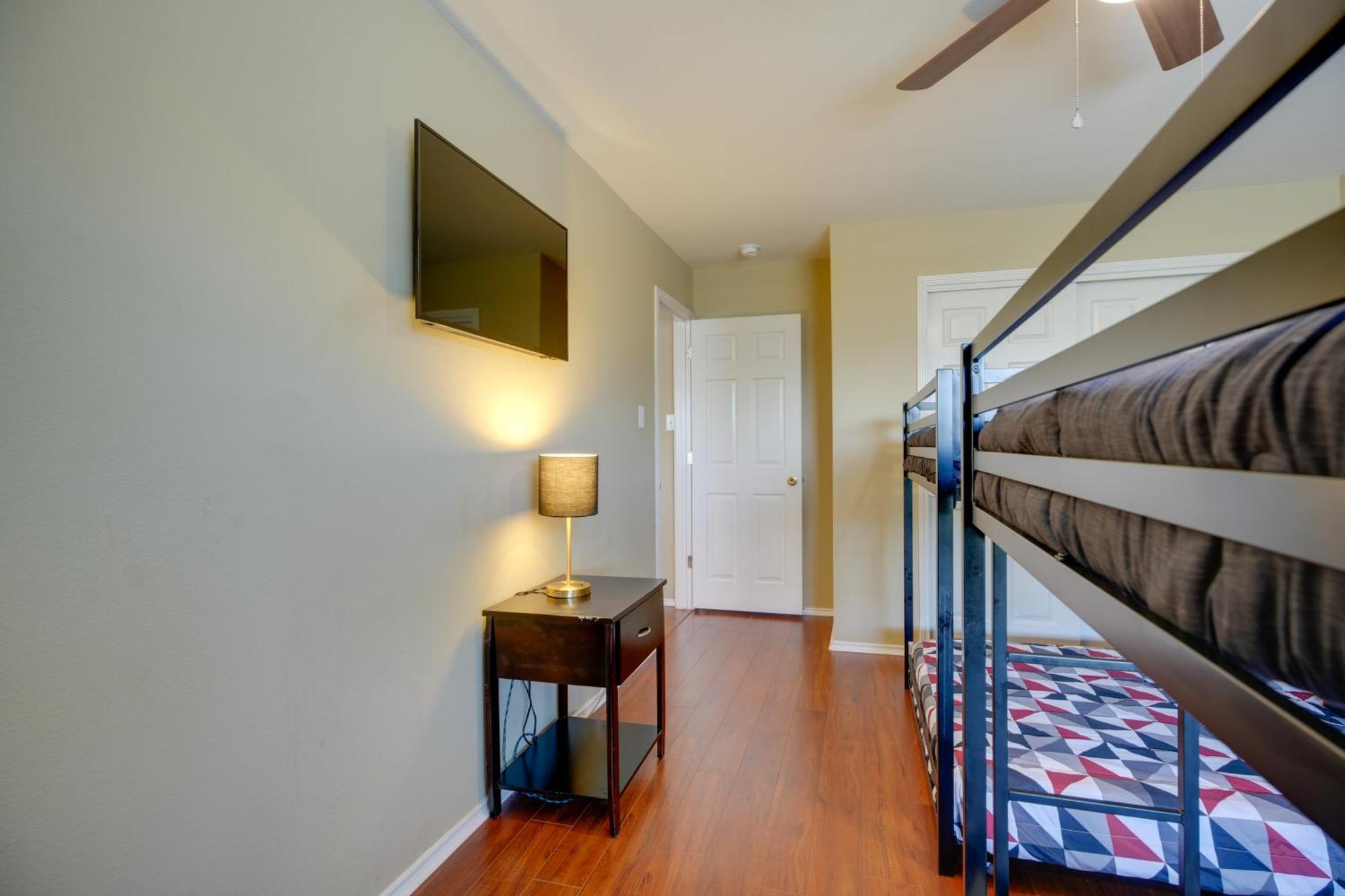 San Antonio Home With Pool Access Near Lackland Afb Eksteriør bilde