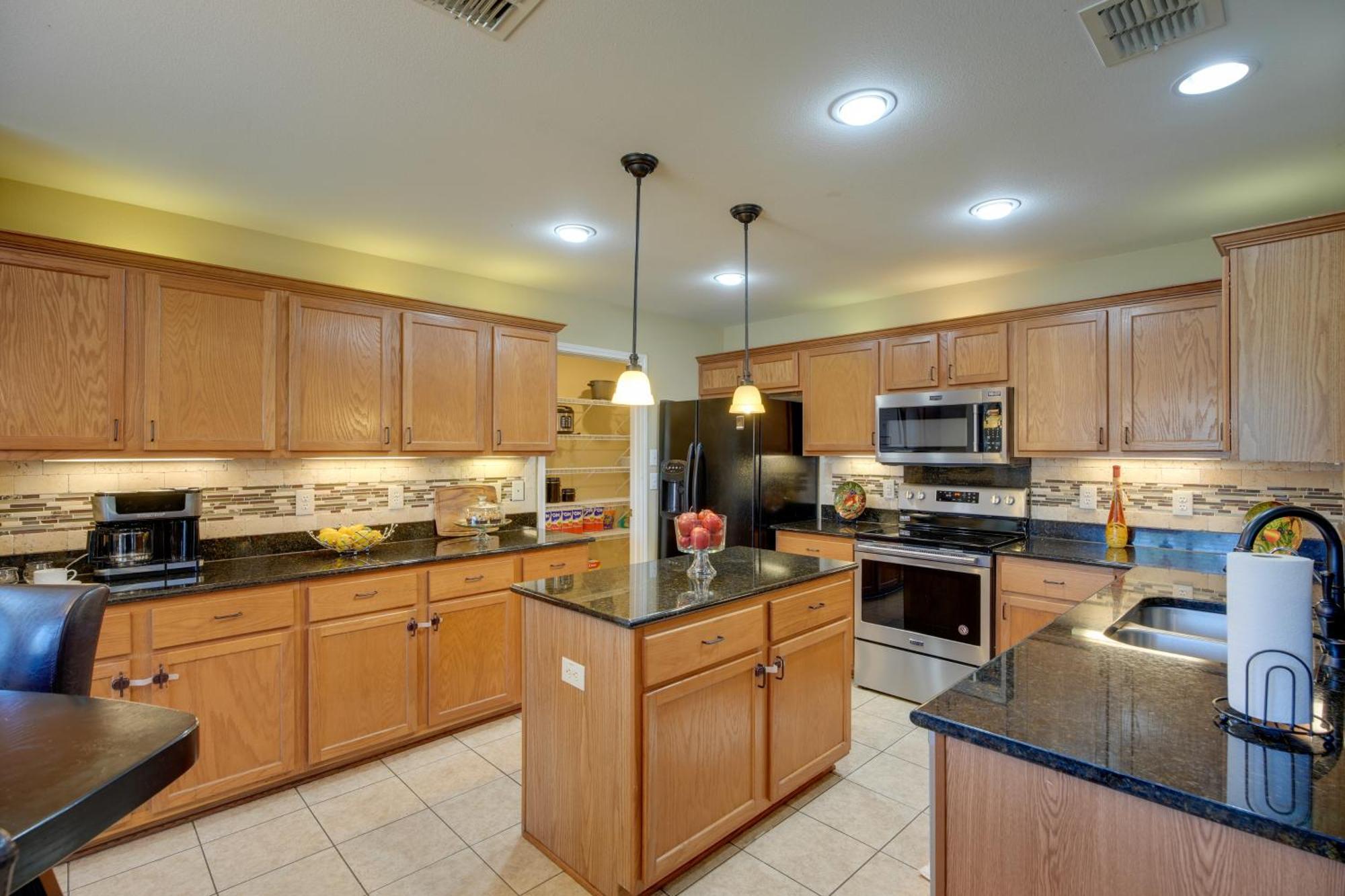 San Antonio Home With Pool Access Near Lackland Afb Eksteriør bilde