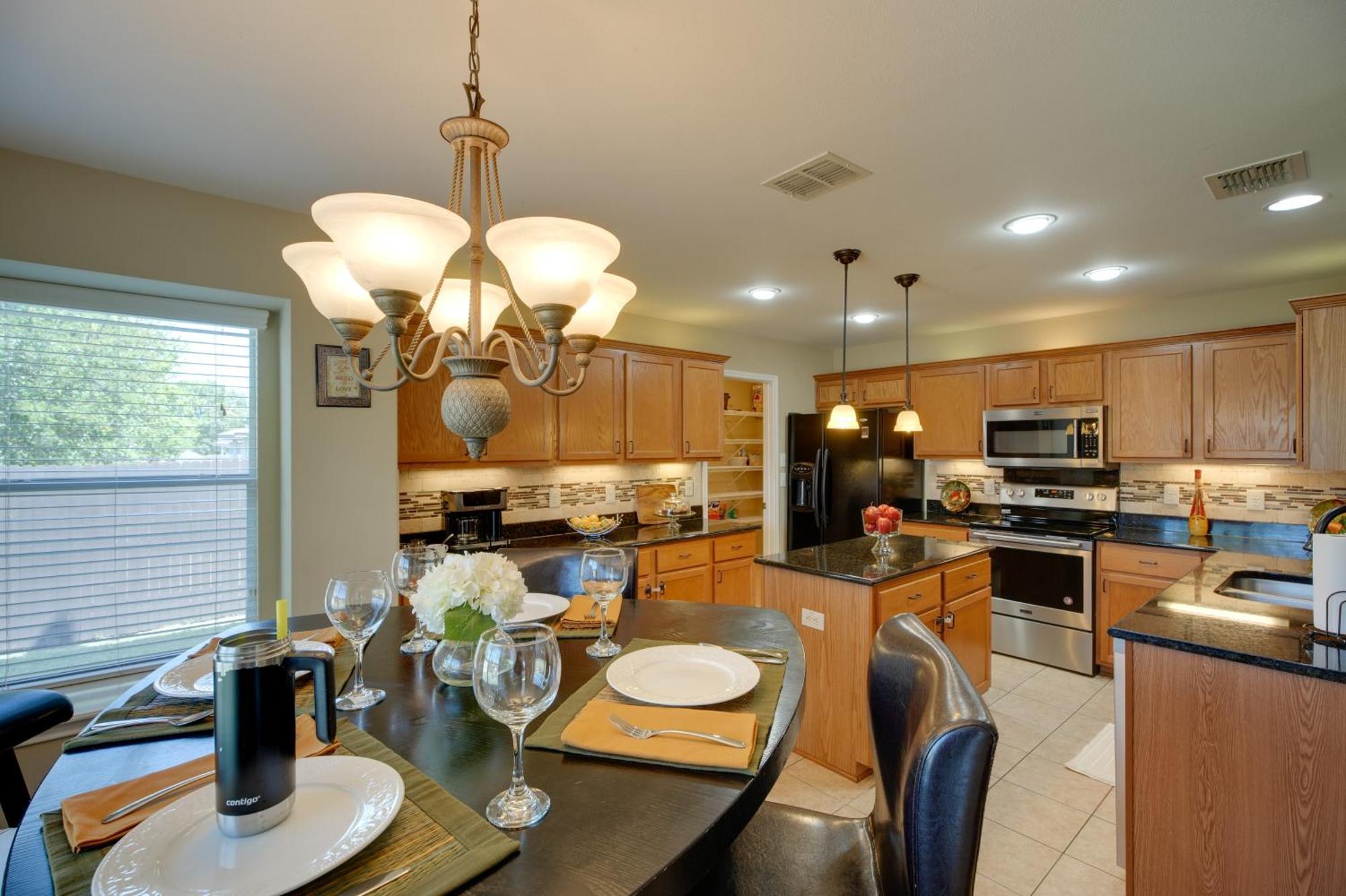 San Antonio Home With Pool Access Near Lackland Afb Eksteriør bilde