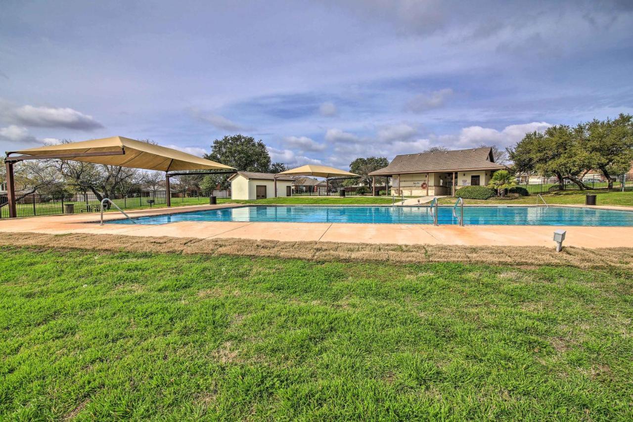 San Antonio Home With Pool Access Near Lackland Afb Eksteriør bilde